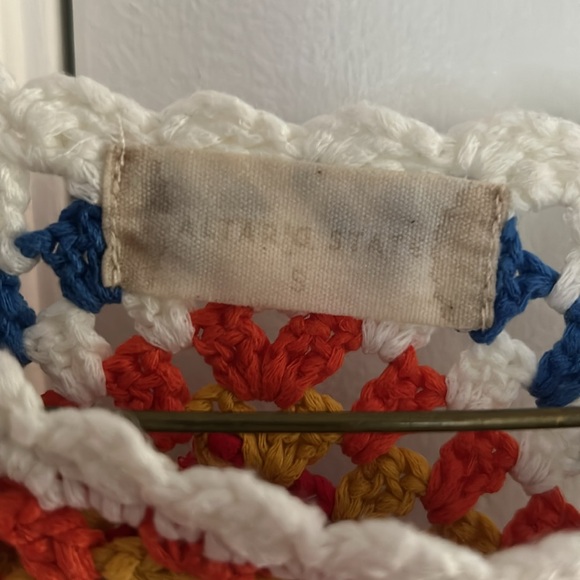 Cute sleeveless top - Picture 2 of 3